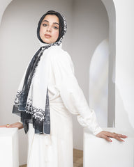 White Arabian Line Cotton Scarf