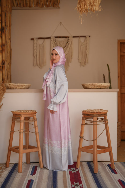 Blossom Printed Satin Isdal