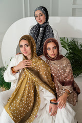 Dots Modal Scarf