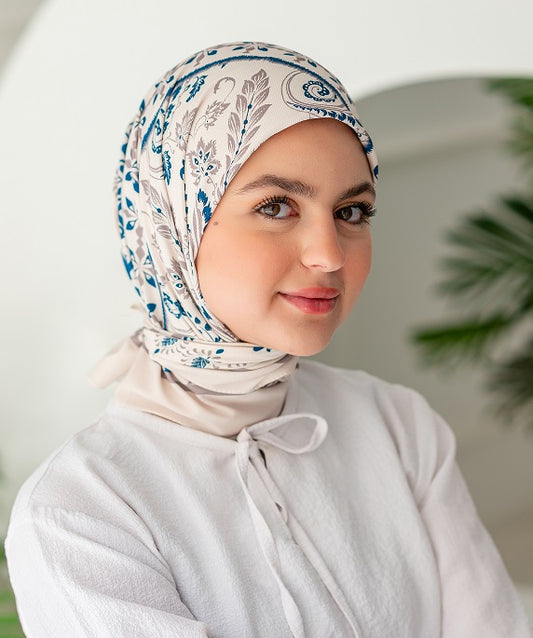 Tressy Square Scarf