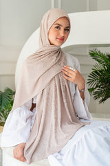 Half Tracea Kuwaiti Scarf