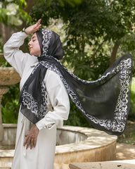 Arabian Line Cotton Scarf – Black