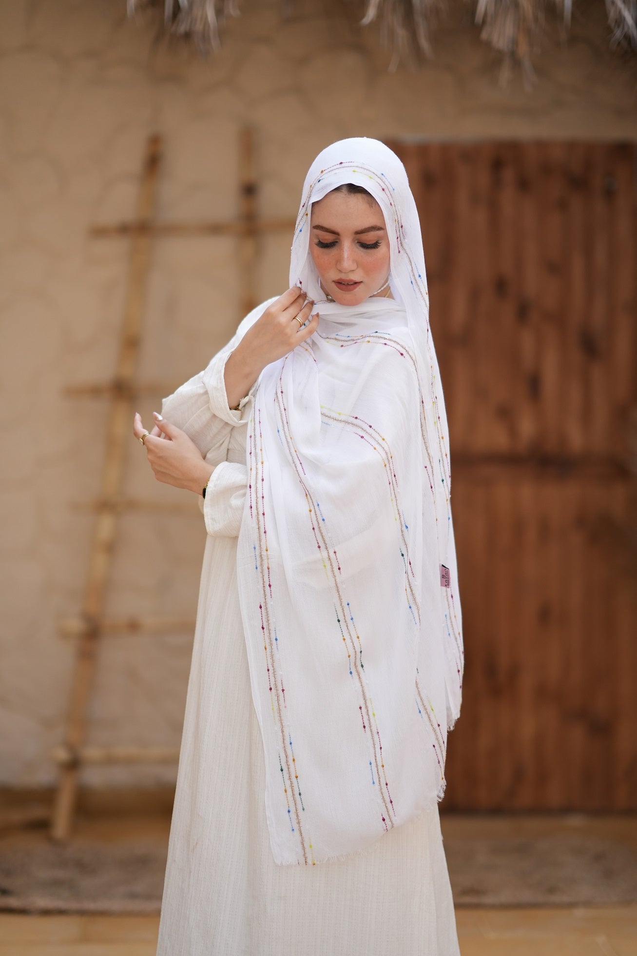 Embroider Linen Scarf - White