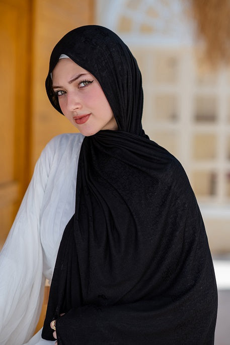 Branded Kuwaiti Scarf