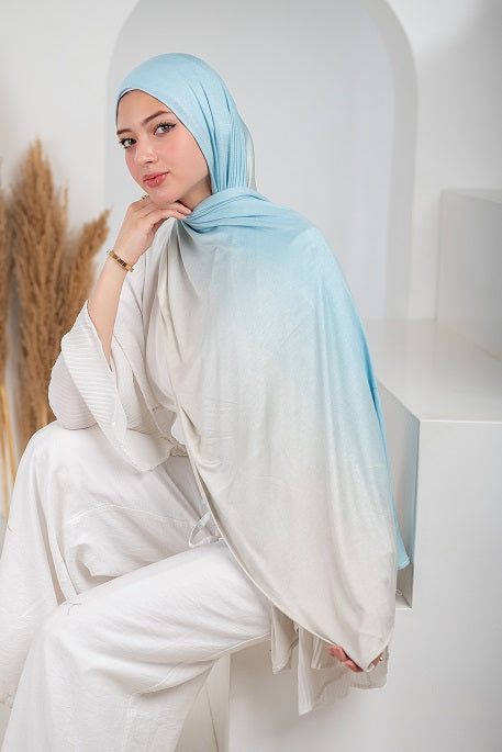 Kuwaiti Gradient Scarf