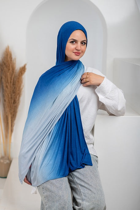 Kuwaiti Gradient Scarf