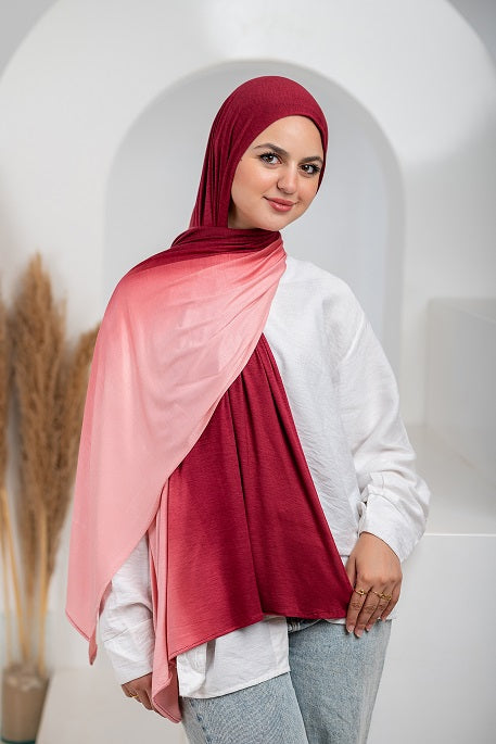Kuwaiti Gradient Scarf
