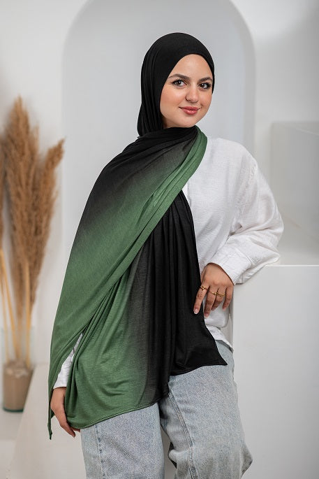 Kuwaiti Gradient Scarf
