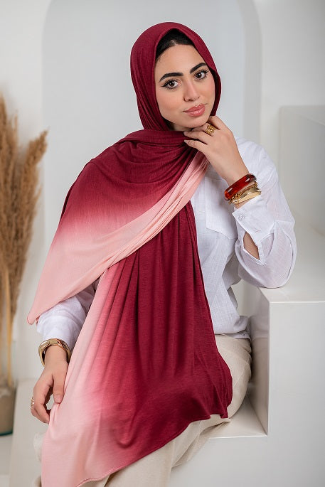 Kuwaiti Gradient Scarf