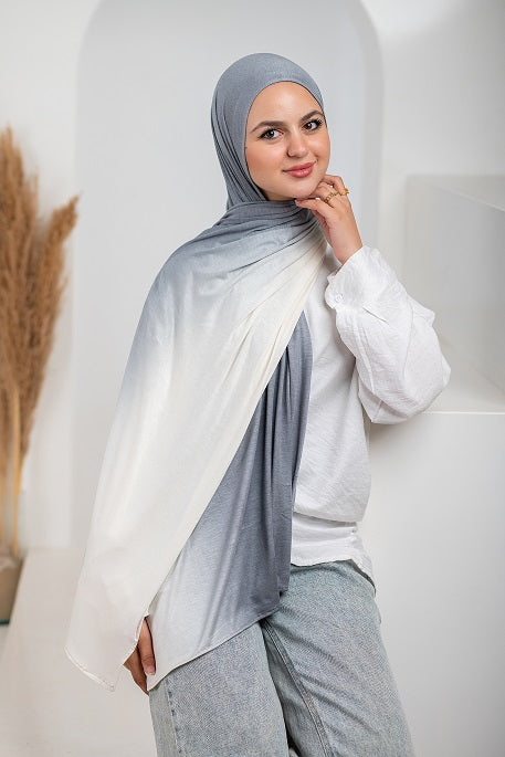 Kuwaiti Gradient Scarf