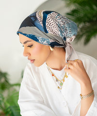 Fayra Square Scarf