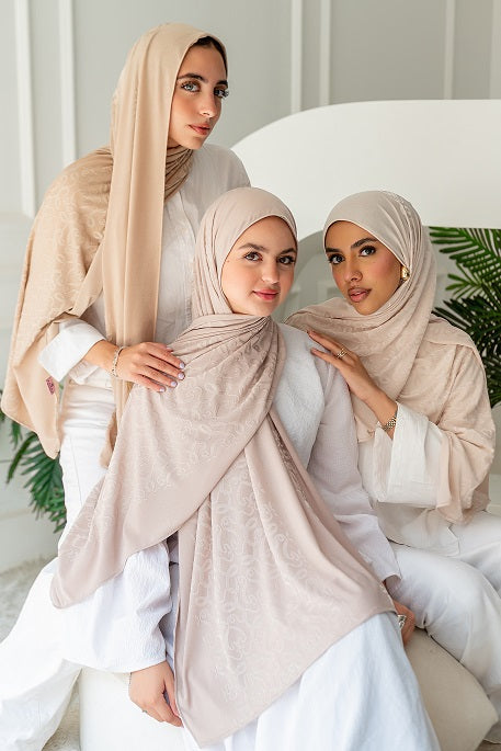 Half Tracea Kuwaiti Scarf