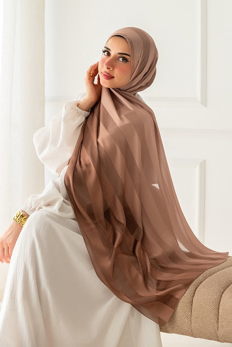 Gradient Crinkle Satin Scarf