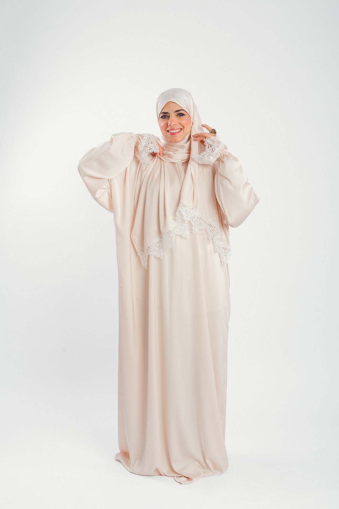 Plain Satin Isdal - Light  Beige